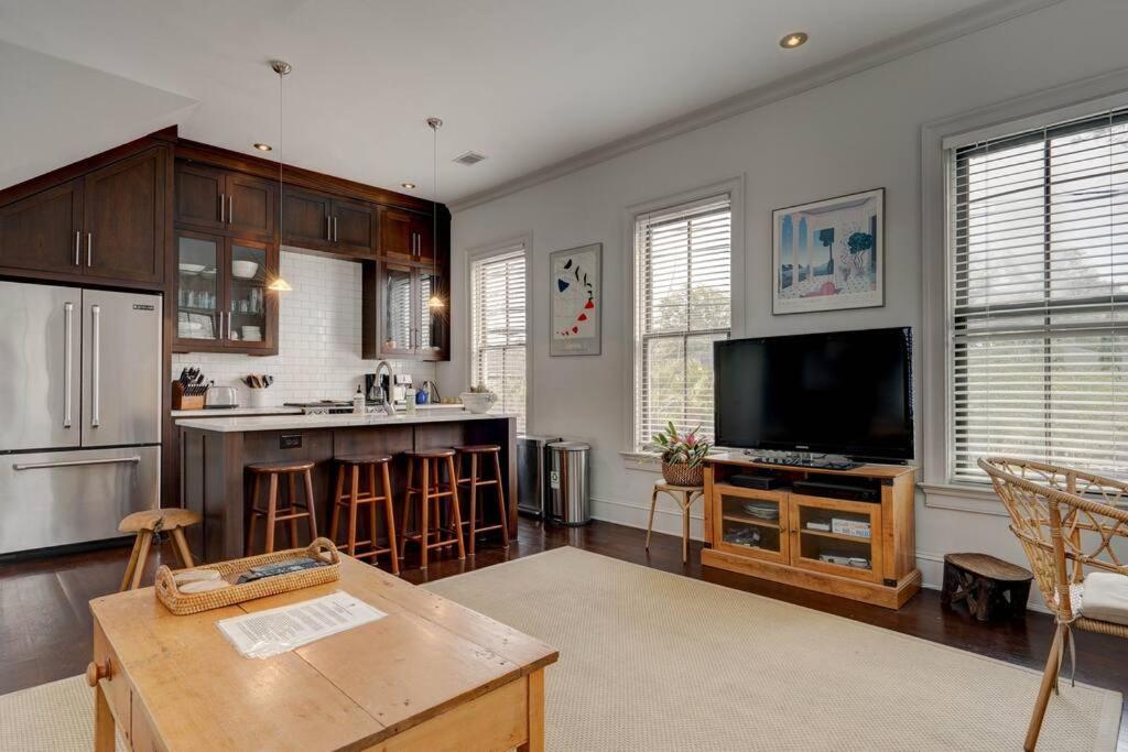 Elegant Sunlit Home With Private Rooftop Oasis Charleston Luaran gambar